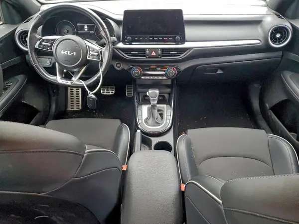 3KPF54AD3PE673063 2023 KIA FORTE - Image 8