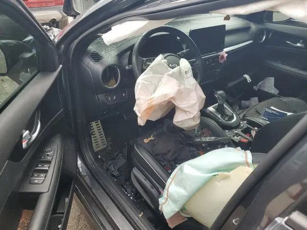 3KPF54AD3PE681146 2023 KIA FORTE - Image 8
