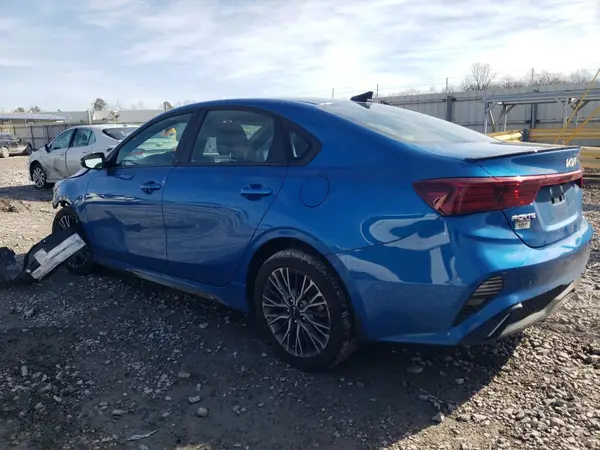 3KPF54AD3PE686797 2023 KIA FORTE - Image 2