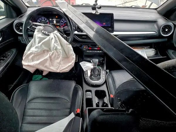 3KPF54AD3PE688405 2023 KIA FORTE - Image 8