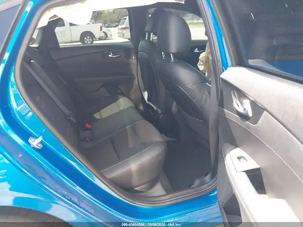 3KPF54AD3RE700913 2024 KIA FORTE - Image 8