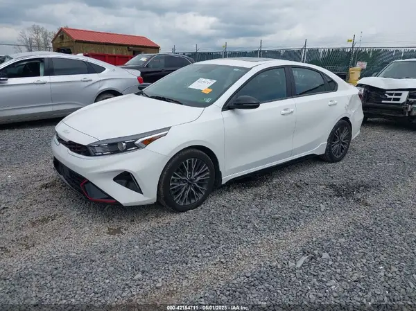 3KPF54AD3RE701186 2024 KIA FORTE - Image 2