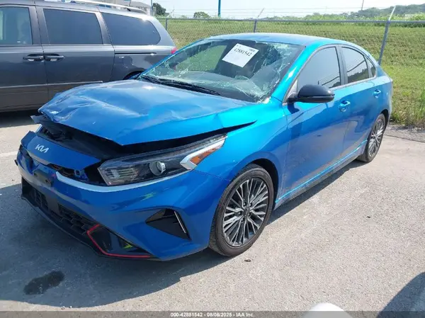 3KPF54AD3RE704928 2024 KIA FORTE - Image 2