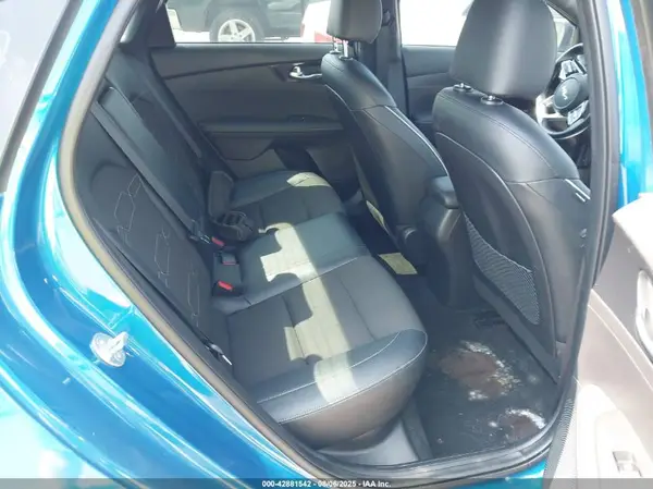 3KPF54AD3RE704928 2024 KIA FORTE - Image 8