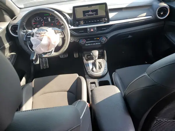 3KPF54AD3RE712740 2024 KIA FORTE - Image 8