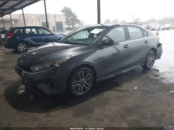 3KPF54AD3RE713094 2024 KIA FORTE - Image 2