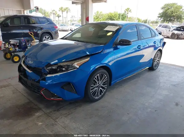 3KPF54AD3RE719560 2024 KIA FORTE - Image 2