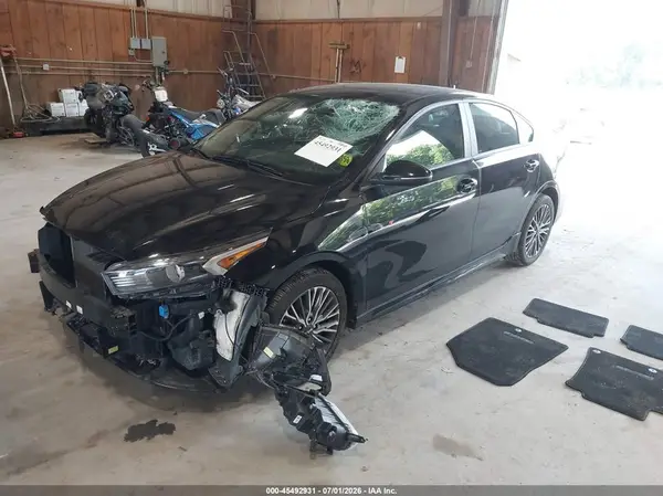 3KPF54AD3RE723219 2024 KIA FORTE - Image 2