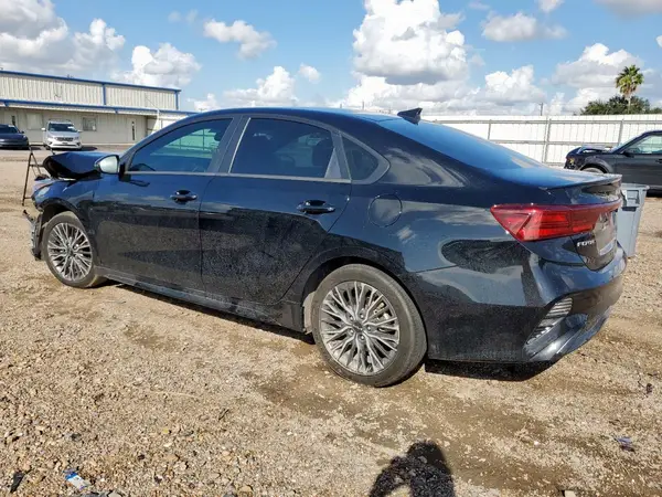 3KPF54AD3RE728596 2024 KIA FORTE - Image 2