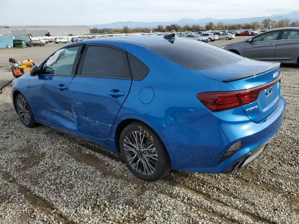 3KPF54AD3RE732258 2024 KIA FORTE - Image 2