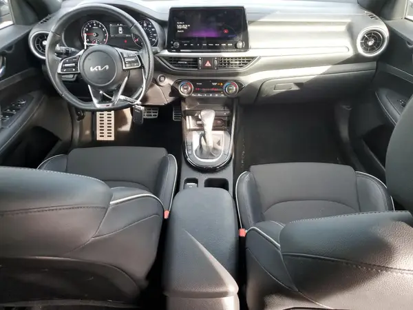3KPF54AD3RE732258 2024 KIA FORTE - Image 8