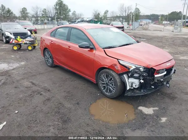 3KPF54AD3RE732700 2024 KIA FORTE - Image 1