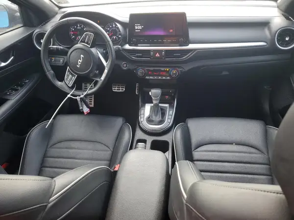 3KPF54AD3RE737105 2024 KIA FORTE - Image 8