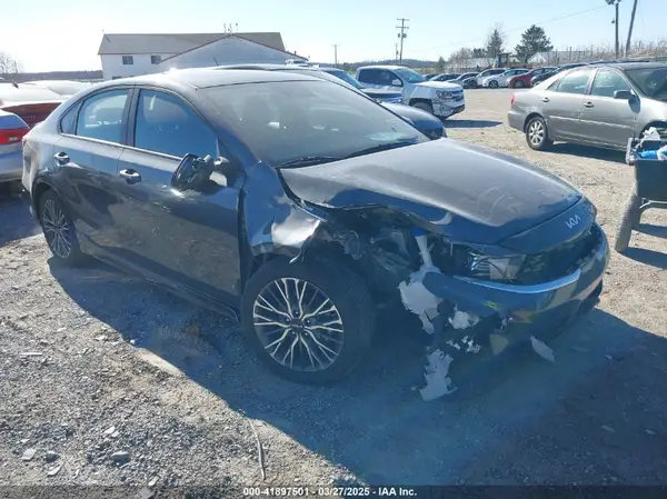 3KPF54AD3RE741607 2024 KIA FORTE - Image 1