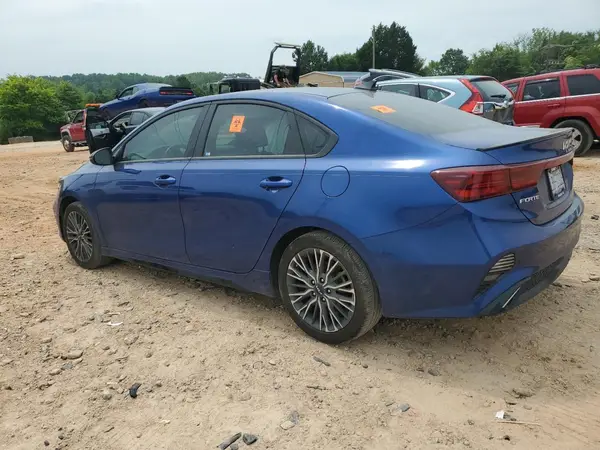 3KPF54AD3RE742398 2024 KIA FORTE - Image 2