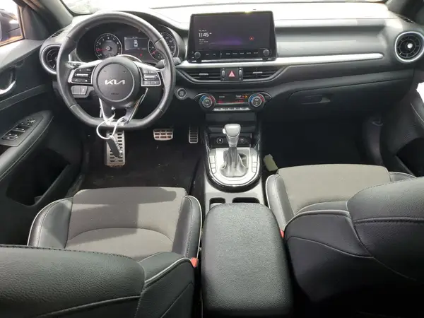 3KPF54AD3RE742398 2024 KIA FORTE - Image 8