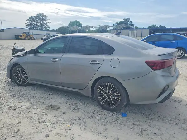 3KPF54AD3RE744720 2024 KIA FORTE - Image 2