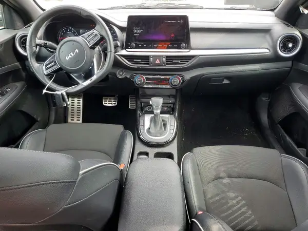3KPF54AD3RE746208 2024 KIA FORTE - Image 8