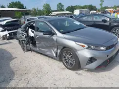 3KPF54AD3RE748685 2024 KIA FORTE