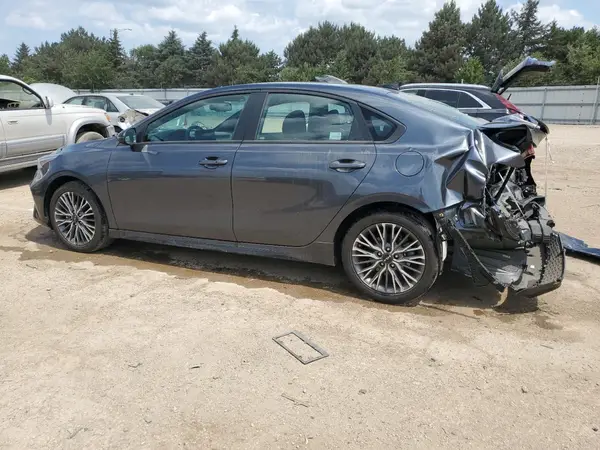 3KPF54AD3RE755040 2024 KIA FORTE - Image 2