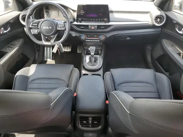 3KPF54AD3RE755040 2024 KIA FORTE - Image 8
