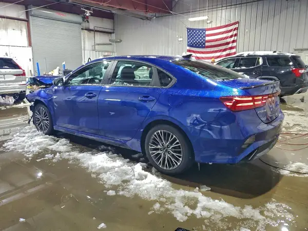 3KPF54AD3RE759380 2024 KIA FORTE - Image 2