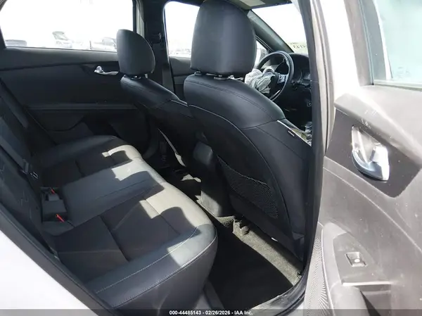 3KPF54AD3RE769309 2024 KIA FORTE - Image 8
