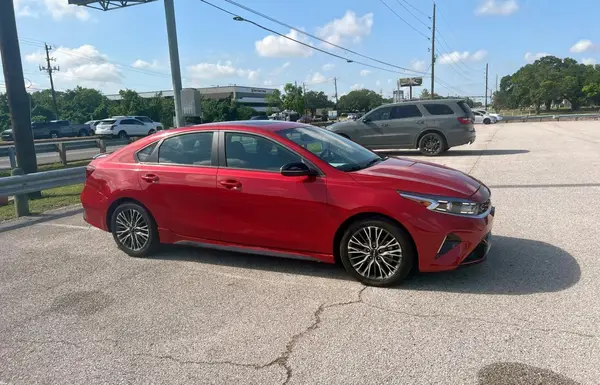 3KPF54AD3RE777085 2024 KIA FORTE - Image 1