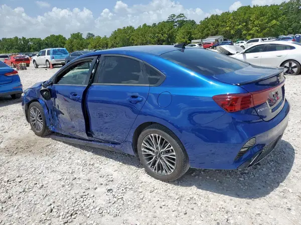 3KPF54AD3RE780438 2024 KIA FORTE - Image 2