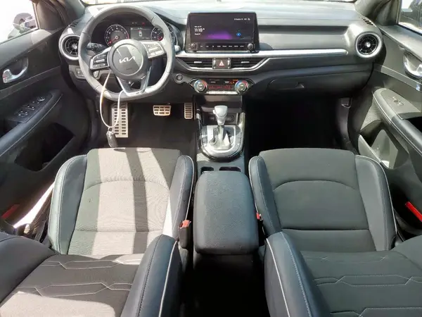 3KPF54AD3RE780438 2024 KIA FORTE - Image 8