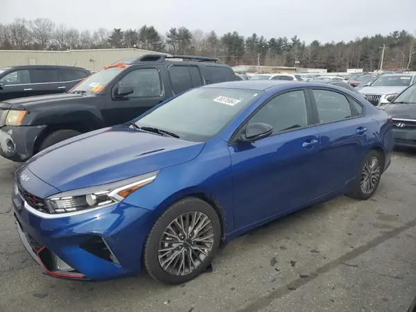 3KPF54AD3RE780827 2024 KIA FORTE - Image 1