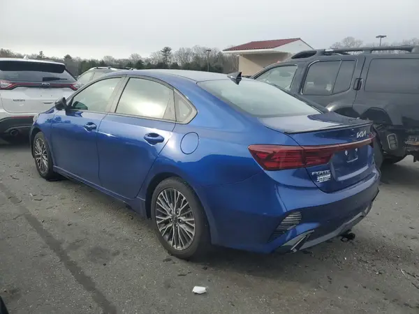 3KPF54AD3RE780827 2024 KIA FORTE - Image 2