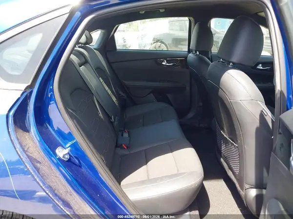 3KPF54AD3RE781797 2024 KIA FORTE - Image 8
