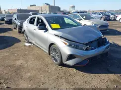 3KPF54AD3RE781816 2024 KIA FORTE