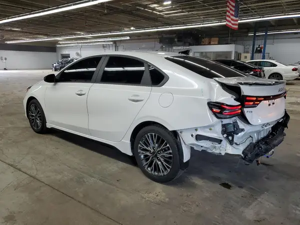 3KPF54AD3RE784540 2024 KIA FORTE - Image 2