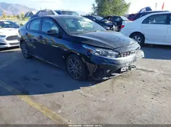 3KPF54AD3RE786613 2024 KIA FORTE