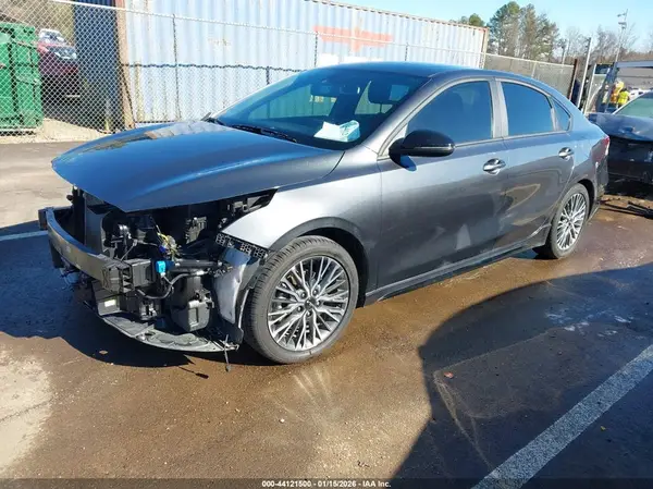 3KPF54AD3RE791648 2024 KIA FORTE - Image 2