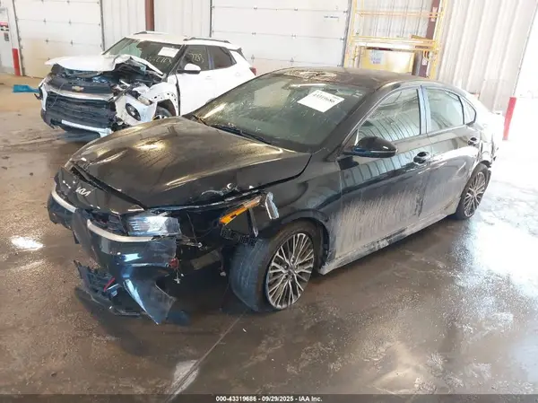 3KPF54AD3RE791679 2024 KIA FORTE - Image 2