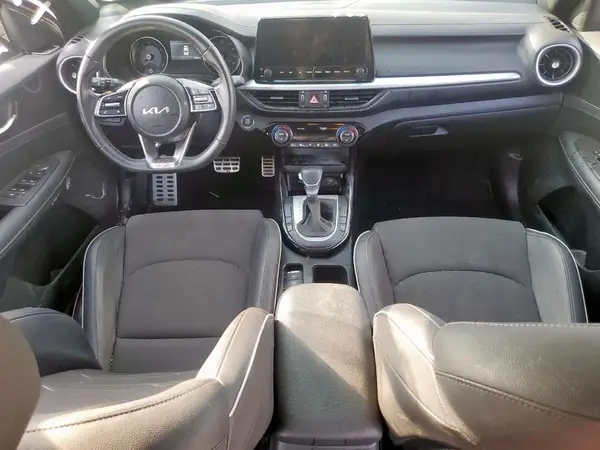 3KPF54AD3RE802471 2024 KIA FORTE - Image 8