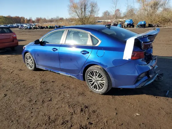3KPF54AD3RE809419 2024 KIA FORTE - Image 2