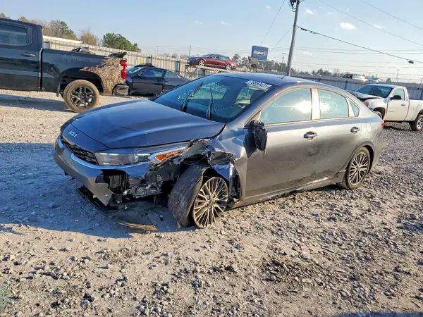3KPF54AD3RE822025 2024 KIA FORTE - Image 1