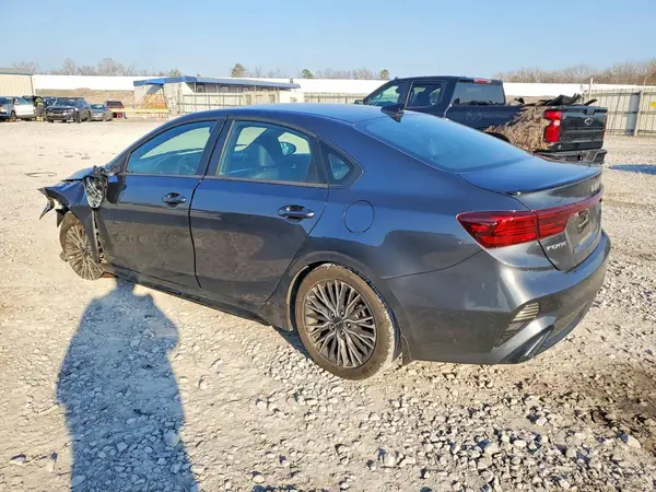 3KPF54AD3RE822025 2024 KIA FORTE - Image 2