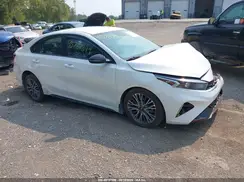 3KPF54AD3RE825605 2024 KIA FORTE