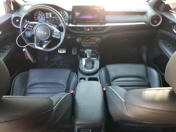 3KPF54AD3RE828956 2024 KIA FORTE - Image 8