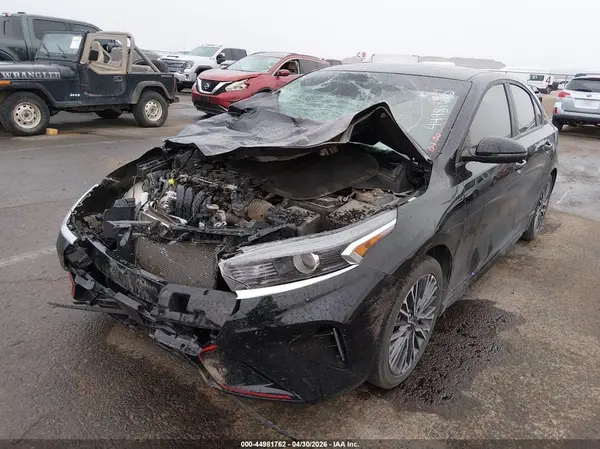 3KPF54AD3RE838502 2024 KIA FORTE - Image 2