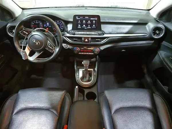 3KPF54AD4KE028527 2019 KIA FORTE - Image 8
