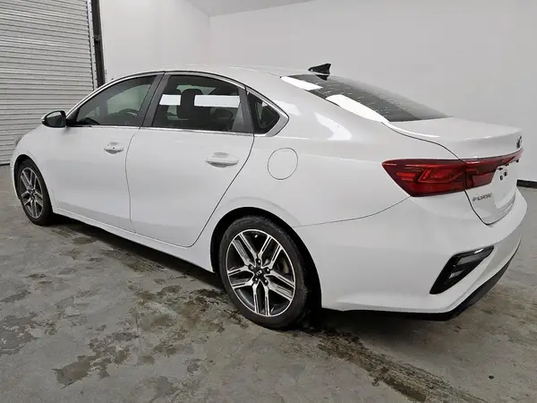 3KPF54AD4KE032609 2019 KIA FORTE - Image 2
