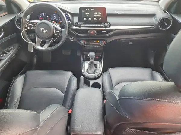 3KPF54AD4KE039480 2019 KIA FORTE - Image 8