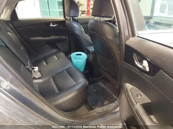 3KPF54AD4KE051807 2019 KIA FORTE - Image 8