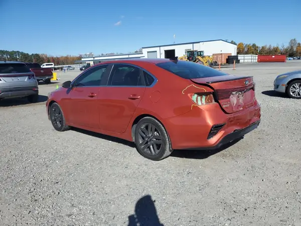 3KPF54AD4KE068123 2019 KIA FORTE - Image 2